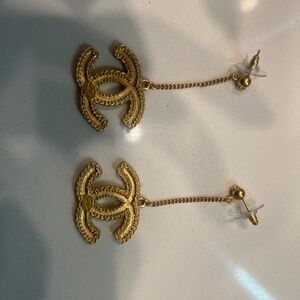 Chanel gold dangling earings